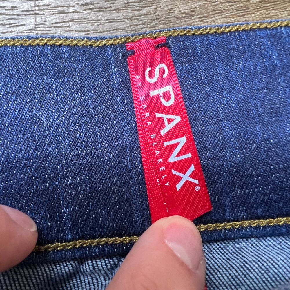 Spanx pull on jeans raw hem straight leg - Picture 5 of 6